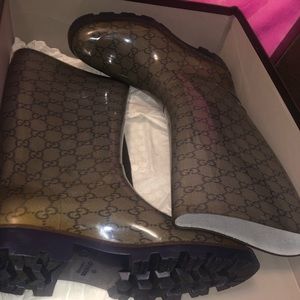Gucci rain boots